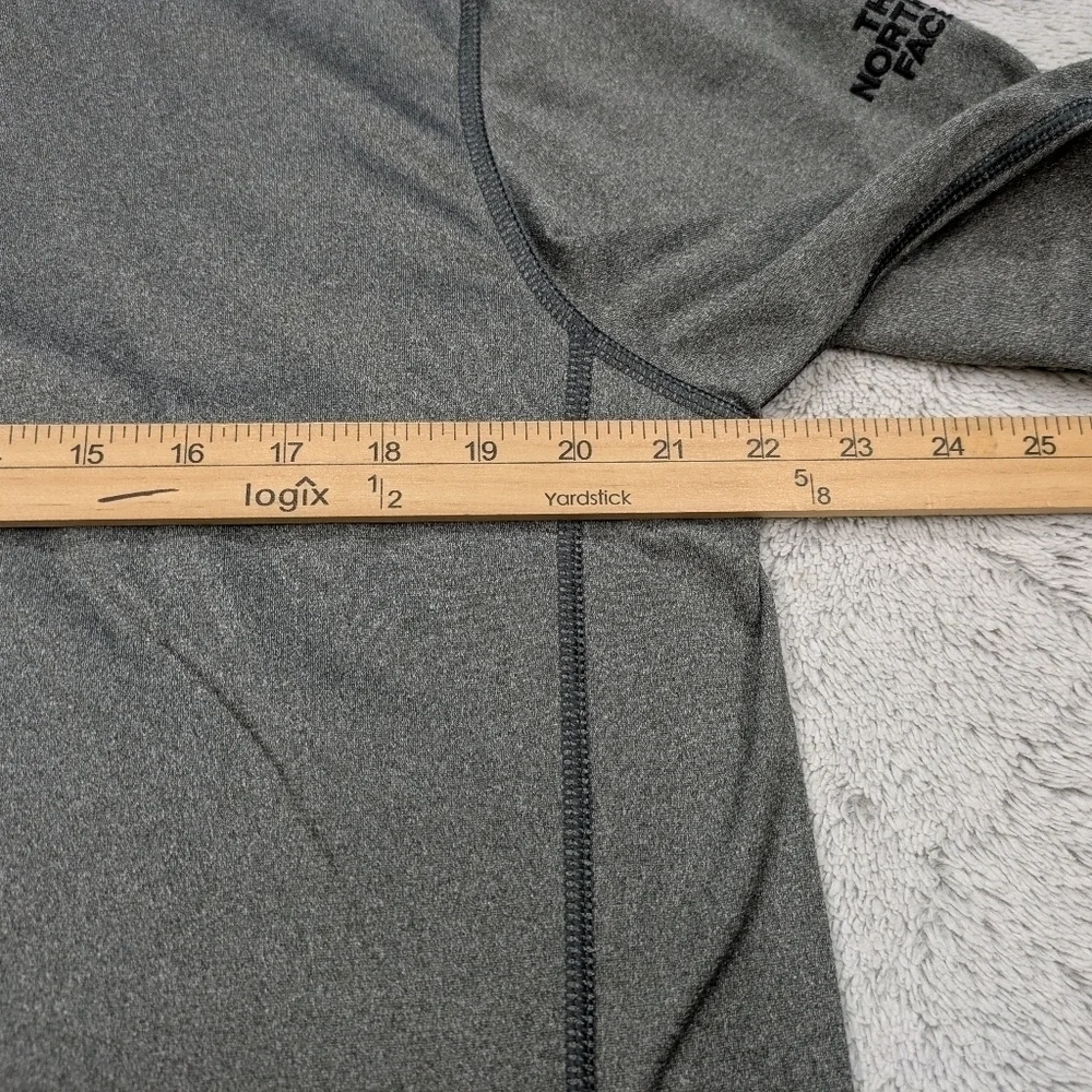 The North Face Jacket Men's L Gray Tech ¼ Zip Fleece Smooth Faced Outdoor Hike